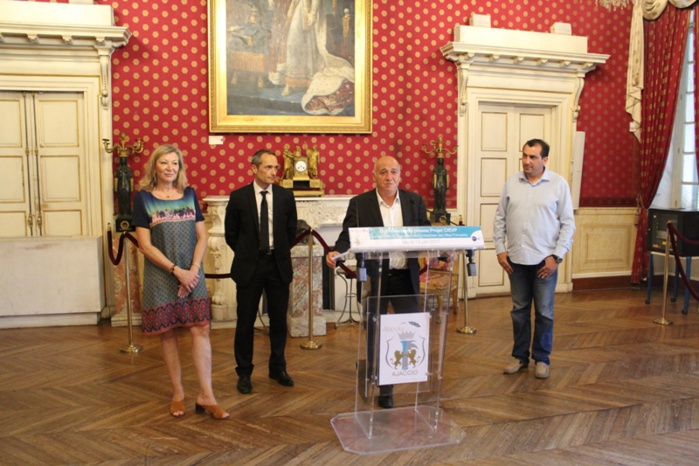 Conférence de presse de lancement de l’étude socio-économique du projet CIEVP en présence de Christian Balzano adjoint commerce et artisanat, Marc Muselli Vice-président de la Commission de la Recherche de l'Université de Corse, de Nicole Ottavy adjointe urbanisme et logement et de Yohan Habani conseiller municipal délégué circulation et stationnement Conférence de presse de lancement de l’étude socio-économique du projet CIEVP en présence de Christian Balzano adjoint commerce et artisanat, Marc Muselli Vice-président de la Commission de la Recherche de l'Université de Corse, de Nicole Ottavy adjointe urbanisme et logement et de Yohan Habani conseiller municipal délégué circulation et stationnement