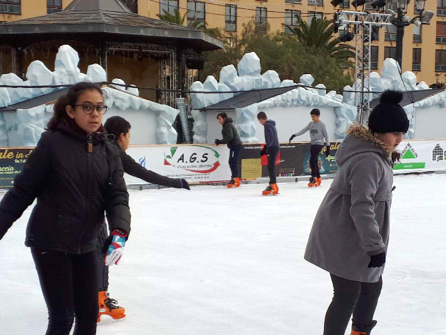 Les enfants des Salines sur la glace du Diamant Les enfants des Salines sur la glace du Diamant
