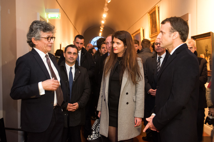 De gauche à droite : Philippe Costamagna, directeur conservateur du Palais Fesch, Stéphane Sbraggia, 1er adjoint de la Ville d'Ajaccio, Marlène Schiappa, secréatire d'Etat, Emmanuel Macron. De gauche à droite : Philippe Costamagna, directeur conservateur du Palais Fesch, Stéphane Sbraggia, 1er adjoint de la Ville d'Ajaccio, Marlène Schiappa, secréatire d'Etat, Emmanuel Macron.