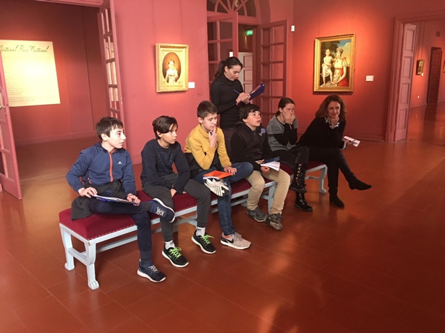 Les adolescents du "Club archéo" en visite au Palais Fesch Les adolescents du "Club archéo" en visite au Palais Fesch