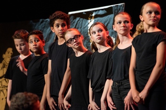 Les élèves de l'école Sampiero sur les planches Les élèves de l'école Sampiero sur les planches