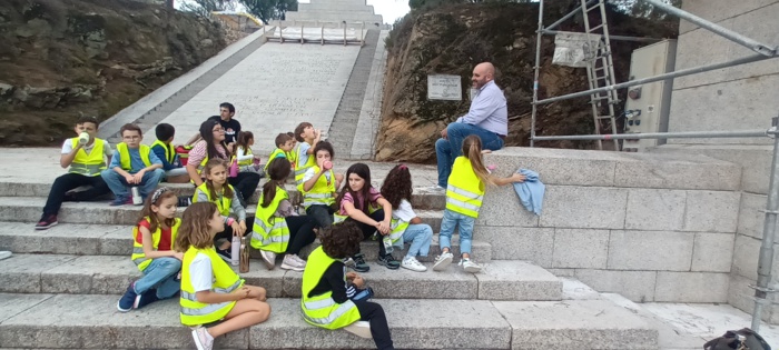 Visite du Casone par les enfants d'U Borgu