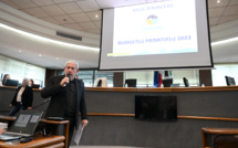 Présentation du Budget Primitif 2023 par Pierre Pugliesi, adjoint délégué aux finances lors du conseil municipal du lundi 27 mars